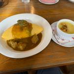 チキンカレーオムライス S (サラダorコーンスープ、ドリンクセット)(みるくカフェ )