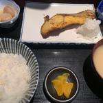 銀ひらすの西京焼き定食(和風創作料理 銭形)