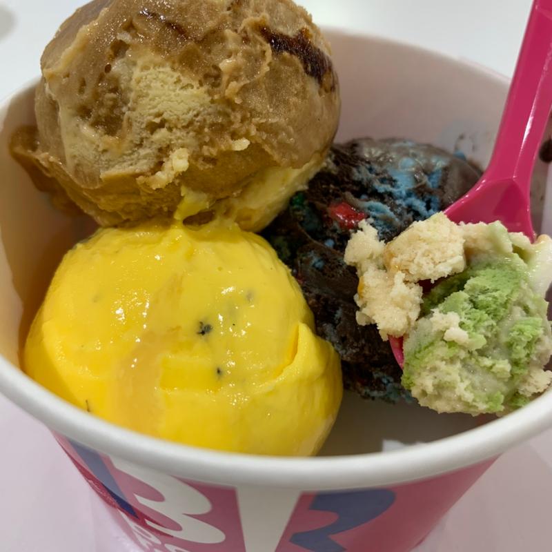 トリプルポップ カップ(サーティワンアイスクリーム イオン板橋ショッピングセンター店)