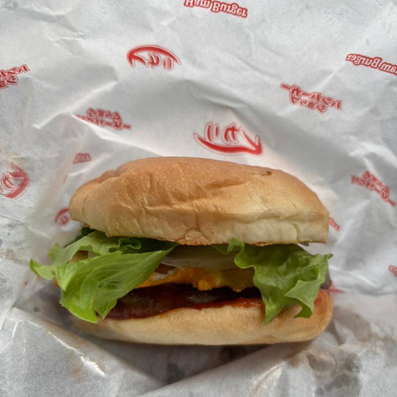 スペシャルバーガー(ハンバーガーショップ ヒカリ本店)