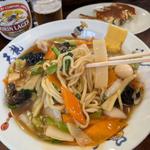 五目ヤキソバ 餃子