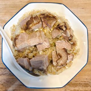 肉入りチャーハン(栃尾)