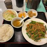 豚肉ニンニク芽炒め