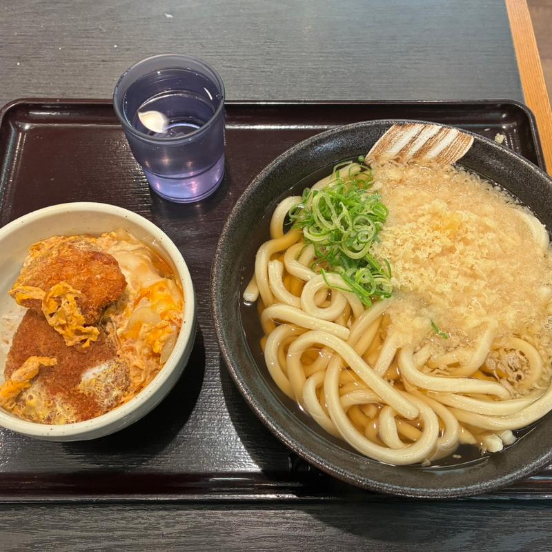 カツ丼セット　大盛(讃岐製麺 麦まる 八重洲地下街南口店)