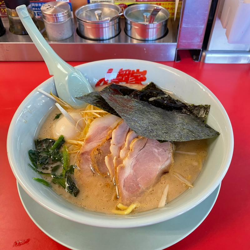 ネギチャーシュー麺(醤油)味付玉子トッピング(ラーメン山岡家 越谷レイクタウン店)
