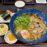 きのこかしわうどん