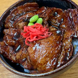 十勝豚丼ハーフ(ぼうず山 （秘境ラーメン）)