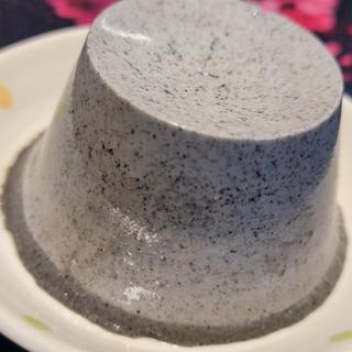自家製黒ごまペーストのプリン(成城石井 アトレ浦和店)