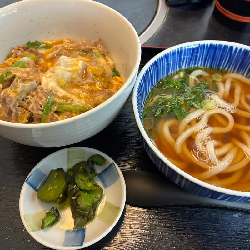 他人丼ミニかけうどんセット(開化亭 （かいかてい）)