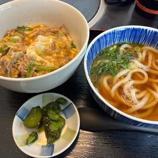 他人丼ミニかけうどんセット(開化亭 （かいかてい）)