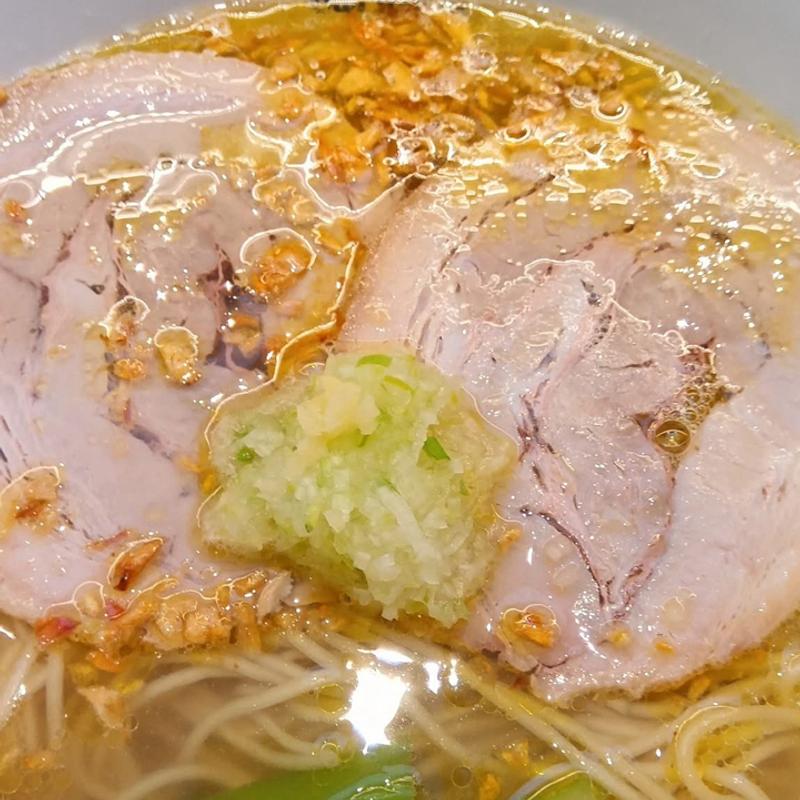 黄金の塩ラーメン(黄金の塩らぁ麺 ドゥエイタリアン 市ヶ谷本店)
