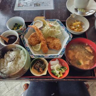 おまかせ日替り定食(崎さん家 )