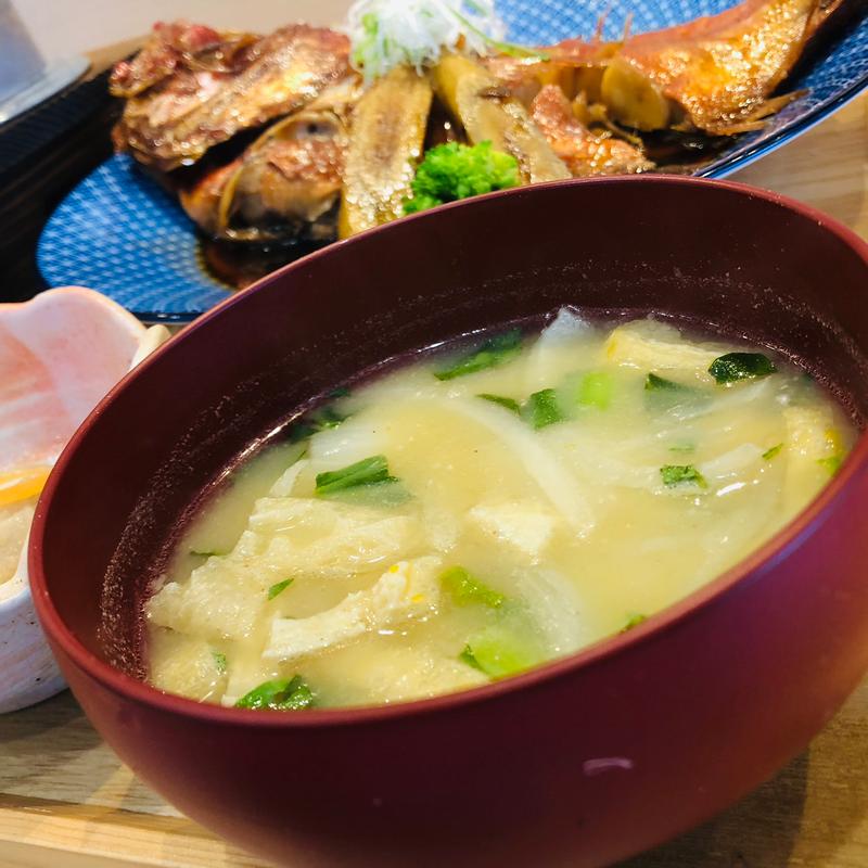 味噌汁_金目鯛の煮魚定食(こめやさかなや 卸本町店)