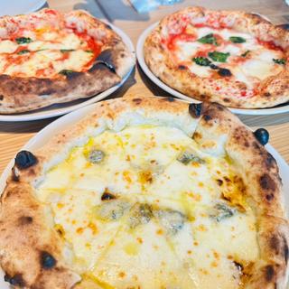 クアトロフォルマッジ