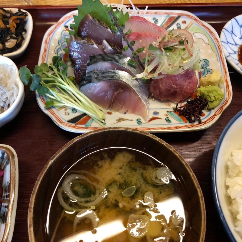 刺身定食(鳩乃湯（はとのゆ）)