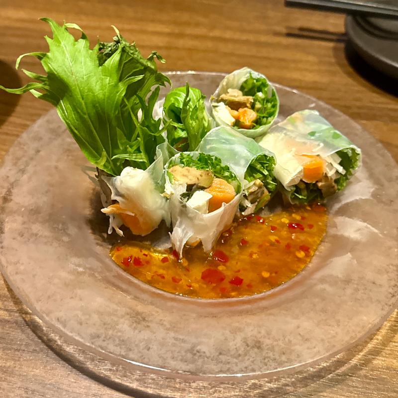 サーモンとクリームチーズの生春巻き(土間土間 和光市店)