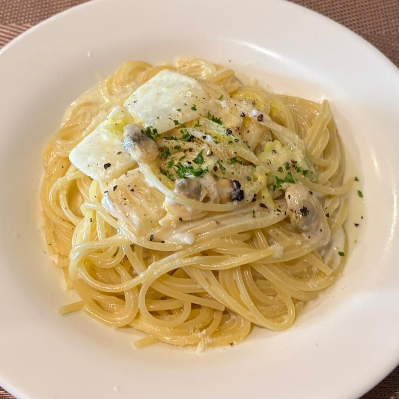 アサリとキャベツのクリームパスタ(La Coccinella （ラコッチネッラ）)