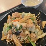 五目かた焼きそば