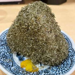 とろろ昆布おにぎり(らぁめん 次元 （じげん）)