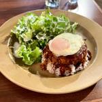 てりやきソースのロコモコ