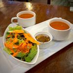 サラダ、チキンティッカ、スープ