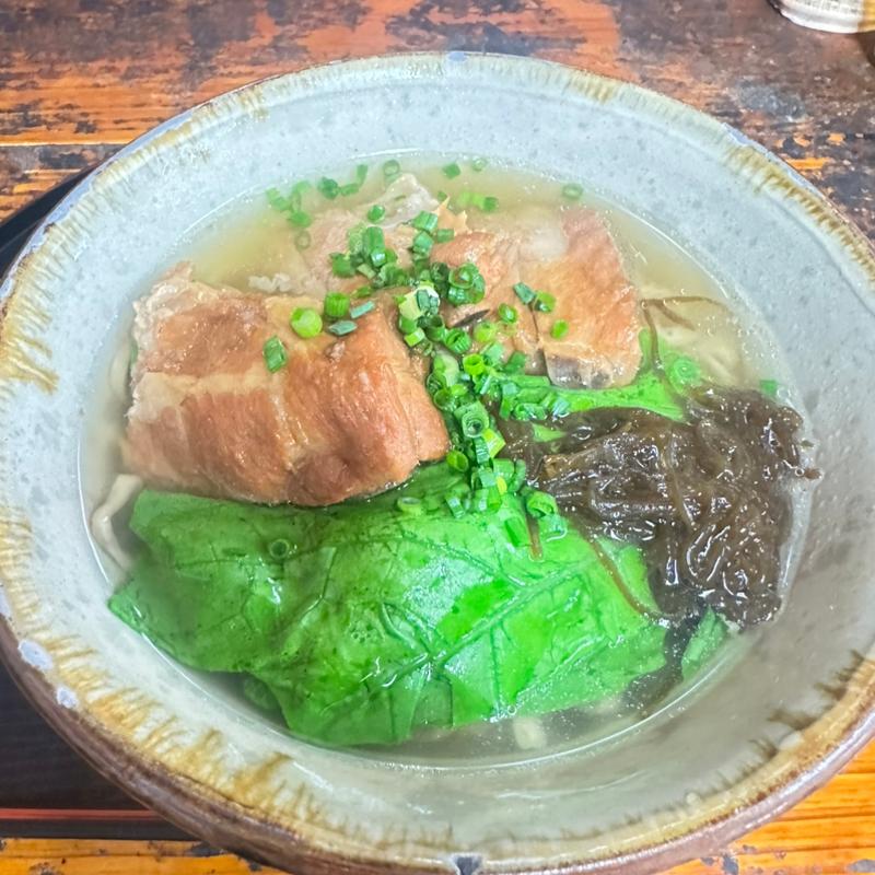 ソーキそば(幸ちゃんそば （サッチャンソバ）)