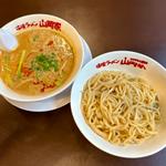 ごま味噌つけ麺(味噌ラーメン山岡家 すすきの店)