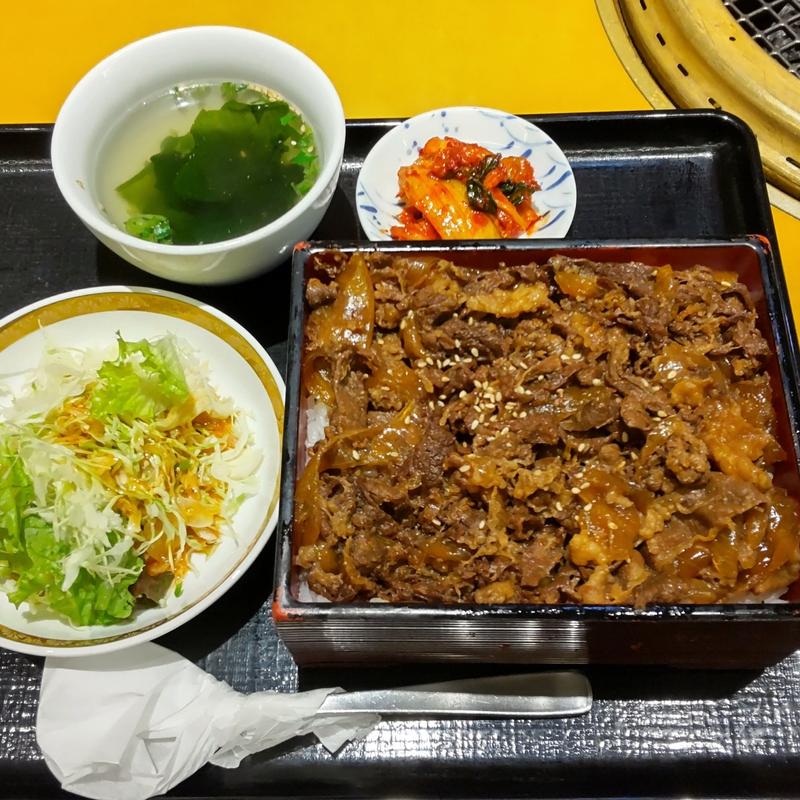 黒毛和牛牛丼重(ＤＯＵＲＡＫＵ （ドウラク）)