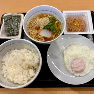 目玉焼き納豆朝食(なか卯 すすきの西店 )