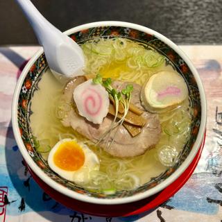 塩ラーメン(麺厨房あじさい モユク札幌店)