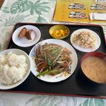 ニラレバー定食