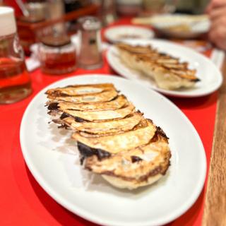 餃子(ぎょうざのじんべえ)