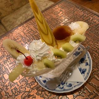 プリンアラモード(喫茶ボタン)