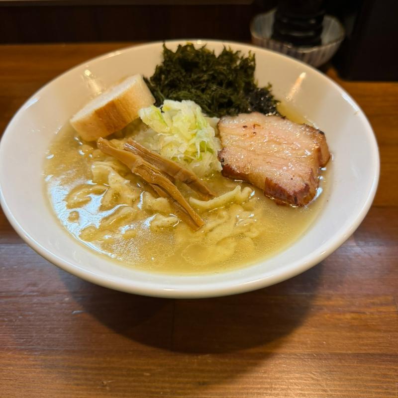　丸鶏と浅利のらぁ麺(自家製麺ラカン)