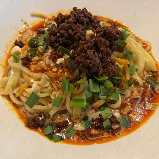 汁無し担々麺(ロワゾー （L’oiseau）)