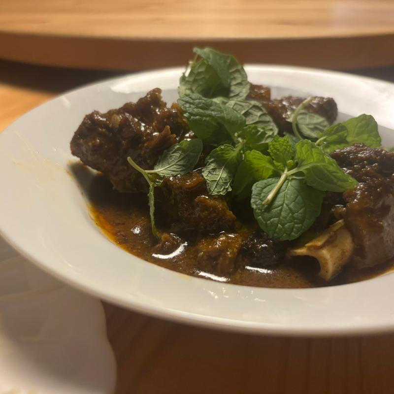 ローガン・ジョシュ(EMERADA（エメラダ）)