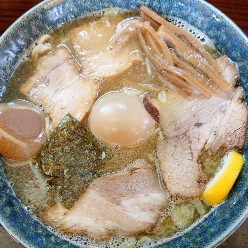 塩ラーメン 中 チャーシュー 味玉(麺屋もと)