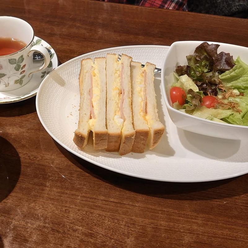 ホットサンドモーニング(カフェ 英國屋 枚方モール店)