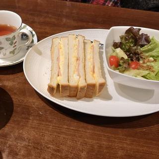 ホットサンドモーニング(カフェ 英國屋 枚方モール店)