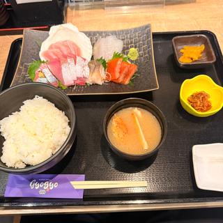 朝どれ刺身定食(gyogyo)