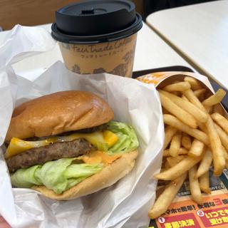 ダブル絶品チーズバーガー(ゼッテリア 小田急マルシェ相武台店)