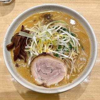バリ味噌ラーメン 大盛(つじ田 味噌の章)