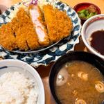 熟成ロースカツ膳180g(厚切りとんかつよし平 岩出中迫店)