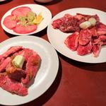 (炭火焼肉 炙や)