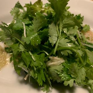 パクチーのサラダ