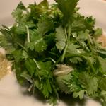 パクチーのサラダ(トトト)