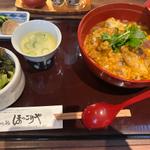 比内地鶏　親子丼(比内地鶏ほっこりや夢京橋店)