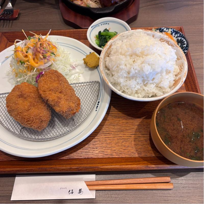 メンチカツセット(仔うま食堂)