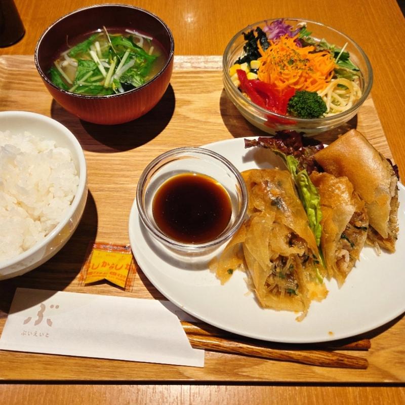 日替わりランチ  春巻き(カフェぶいえいと)