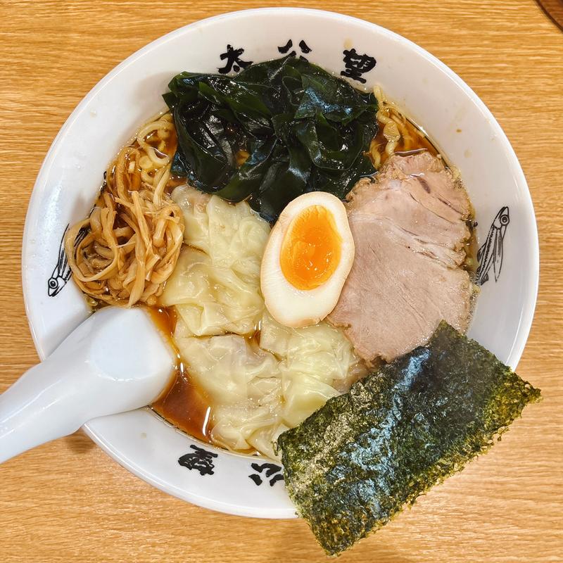 正油ラーメン、ダブルワンタン(6個)(太公望)